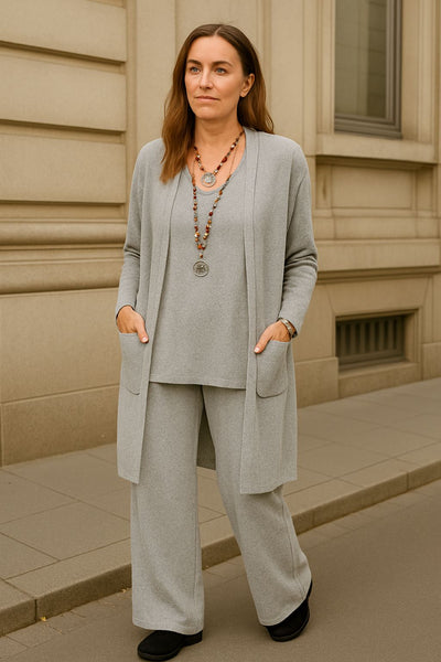 Completo Cardigan, Maglia & Pantalone “Viky”